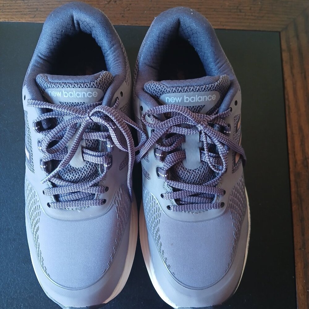 Ladies New Balance Sneakers, Sz. 6.5 - Picture 2 of 5